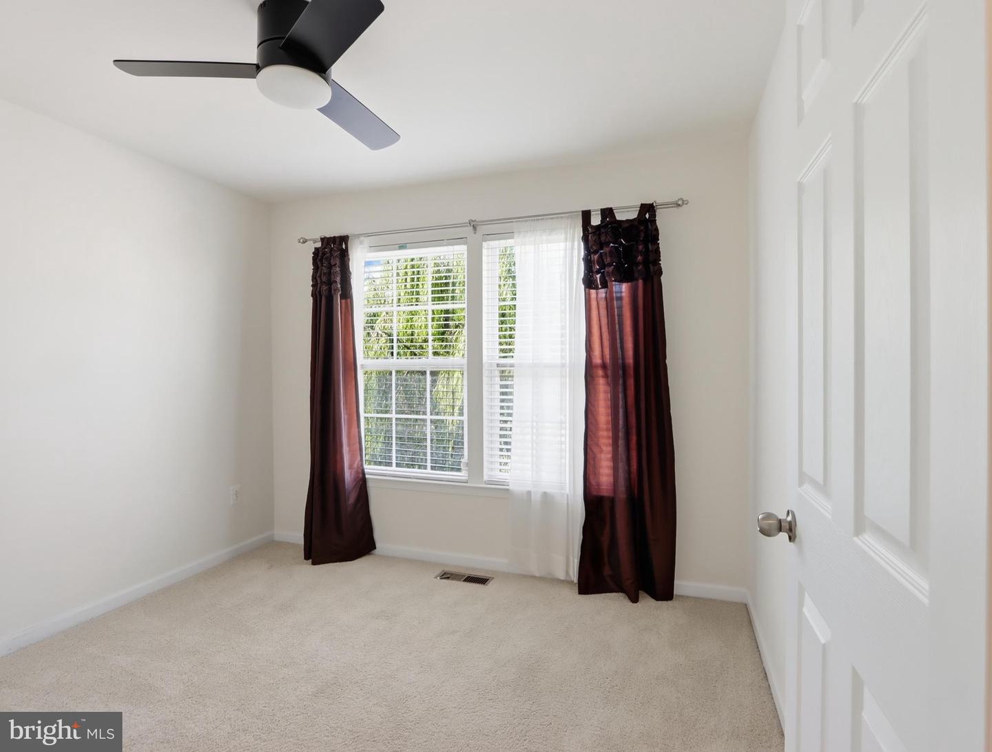 8888 Paddock Ln Property Photo 44