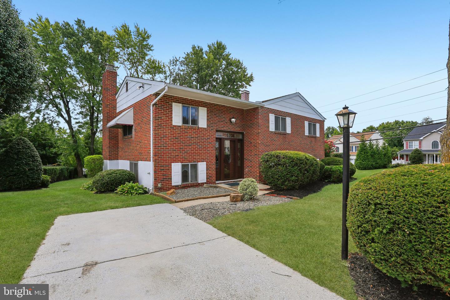 5501 Daybreak Ter Property Photo 2