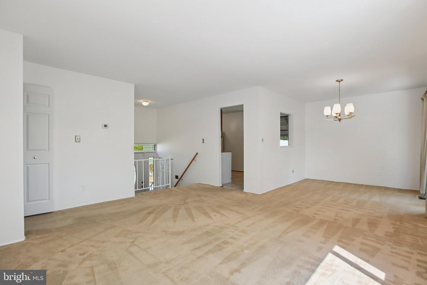 5501 Daybreak Ter Property Photo 9