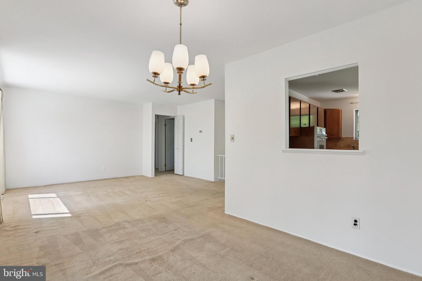 5501 Daybreak Ter Property Photo 11