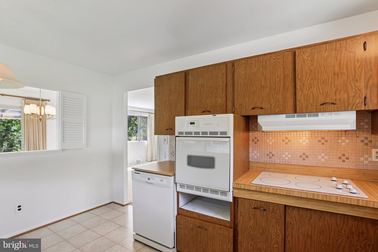 5501 Daybreak Ter Property Photo 16