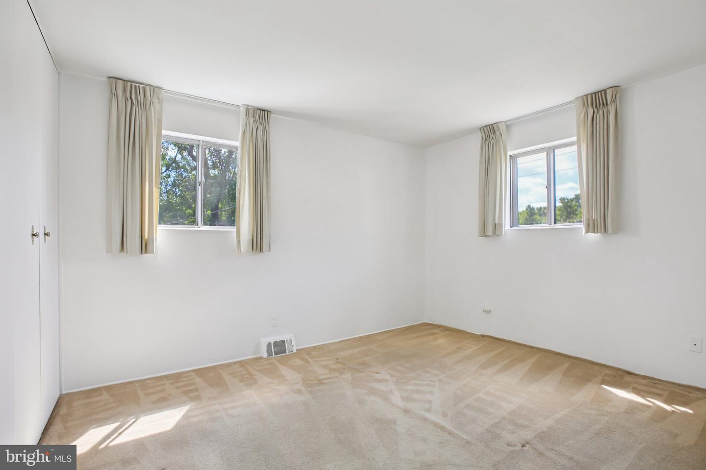 5501 Daybreak Ter Property Photo 23