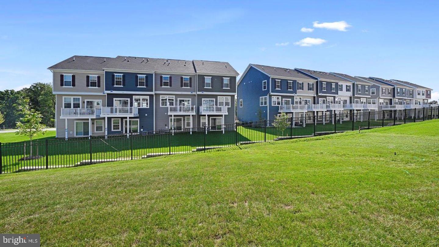 4 Merion Ave Property Photo 4