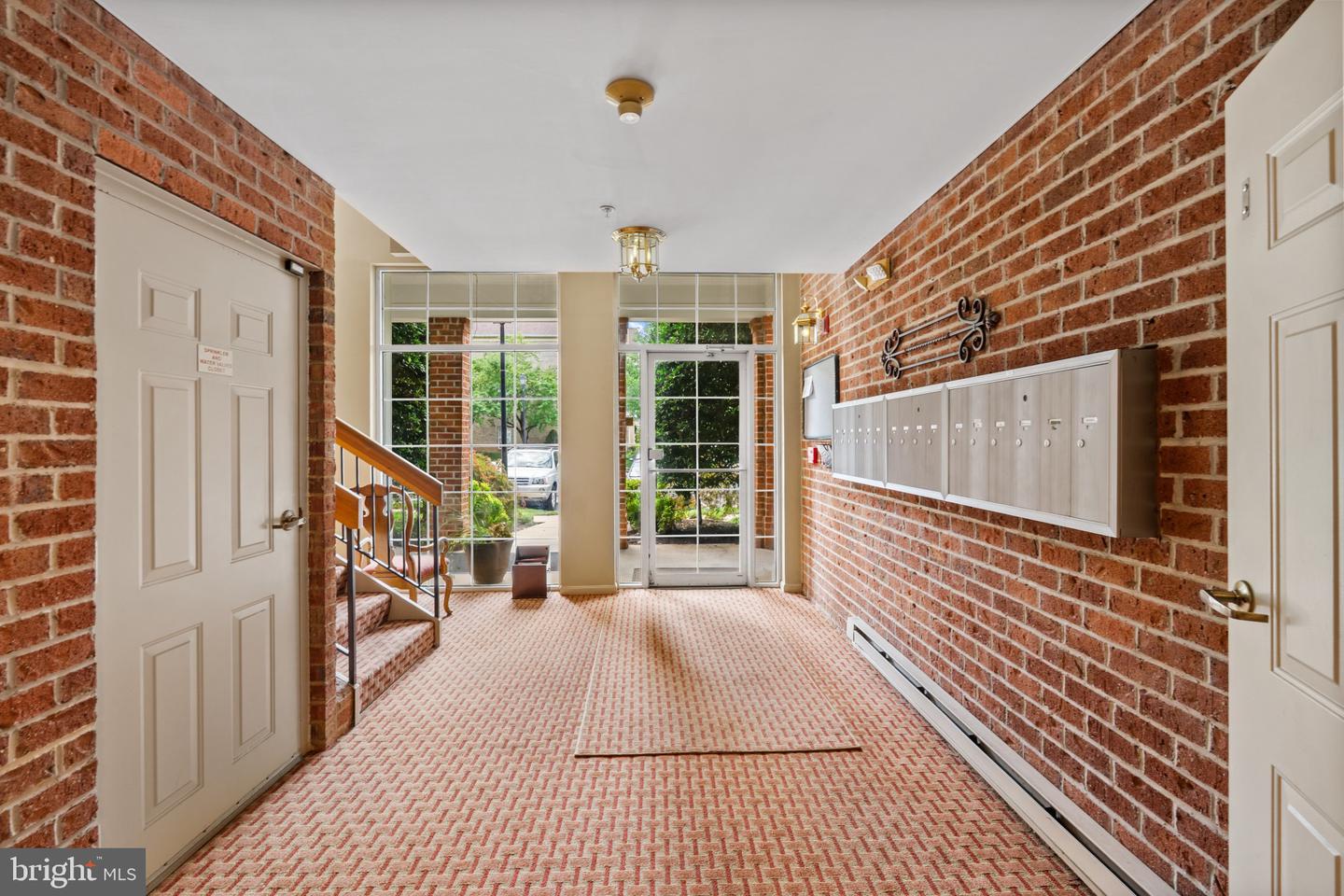 508 Limerick Cir #303 Property Photo 25