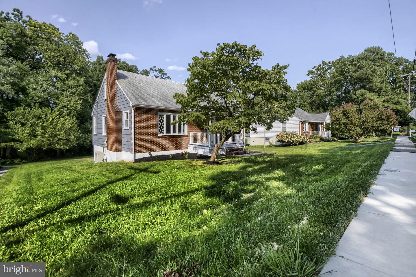 4912 Ridge Rd Property Photo 2