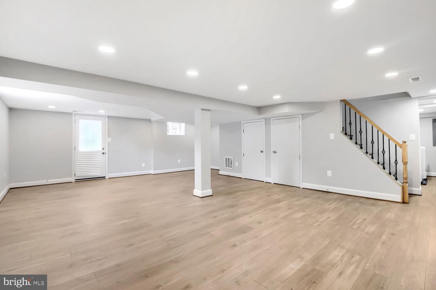 4912 Ridge Rd Property Photo 13