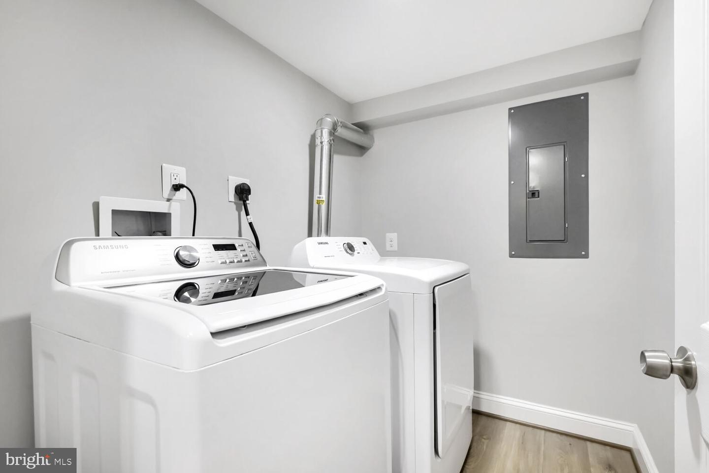 4912 Ridge Rd Property Photo 23