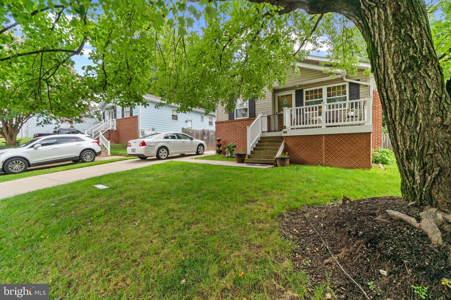 1921 Lincoln Ave Property Photo 3