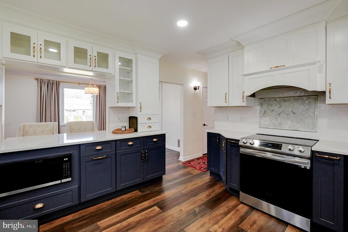 5809 Pine Hill Dr Property Photo 8