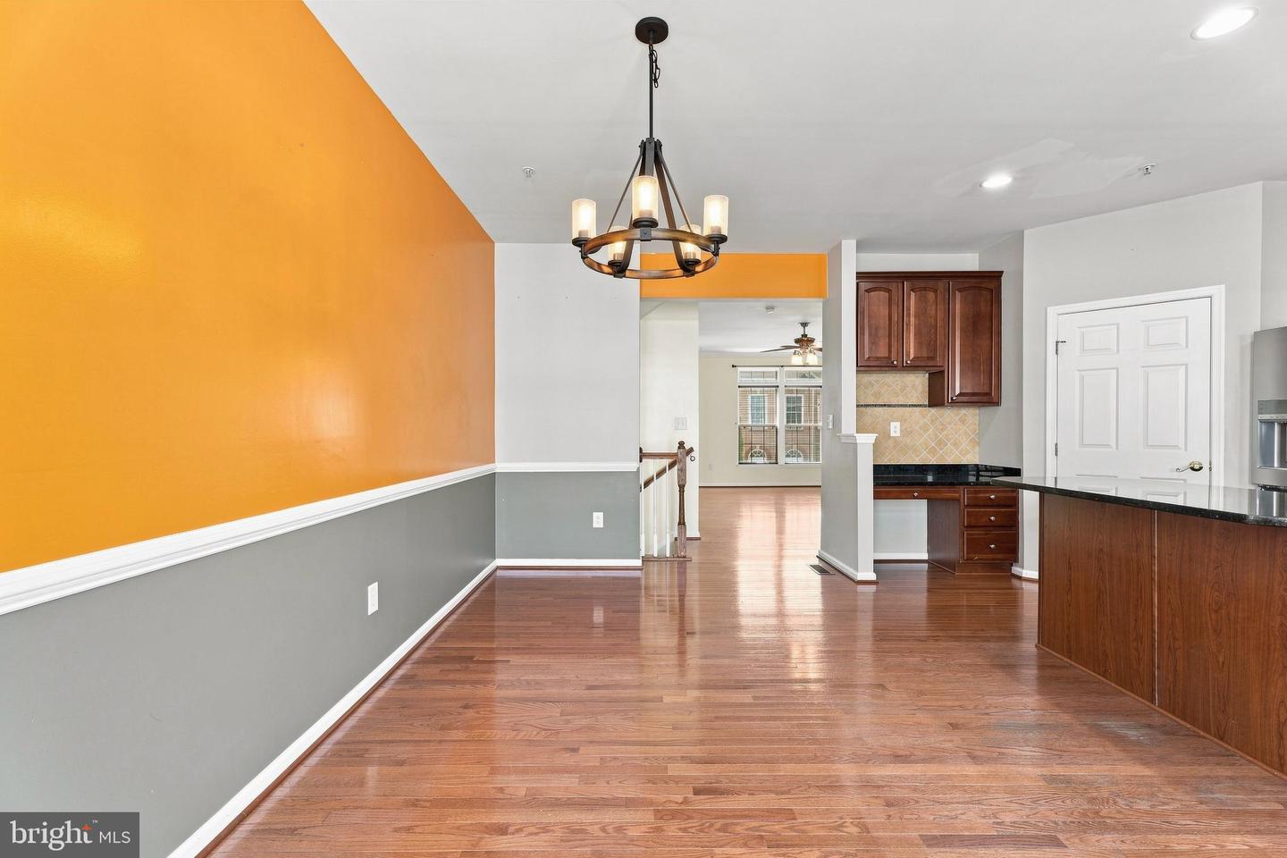 5044 Cameo Ter Property Photo 8