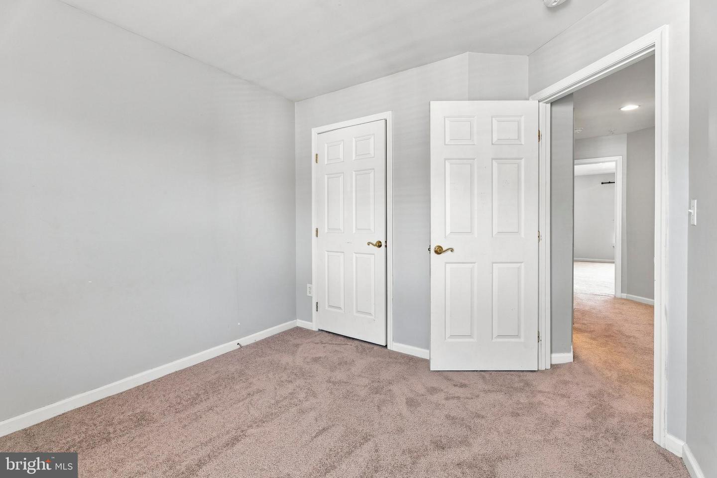 5044 Cameo Ter Property Photo 29