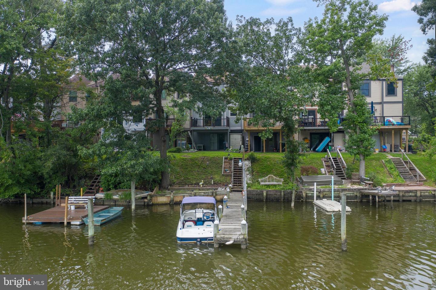 44 Helmsman Ct Property Photo 39