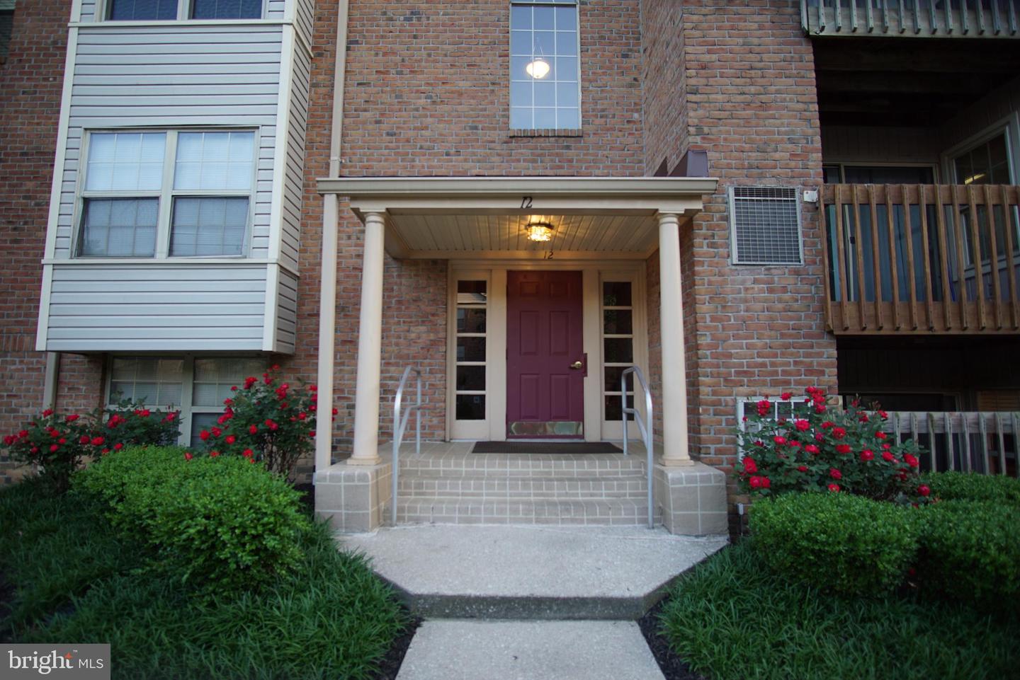 12 Cloverwood #103 Property Photo 18