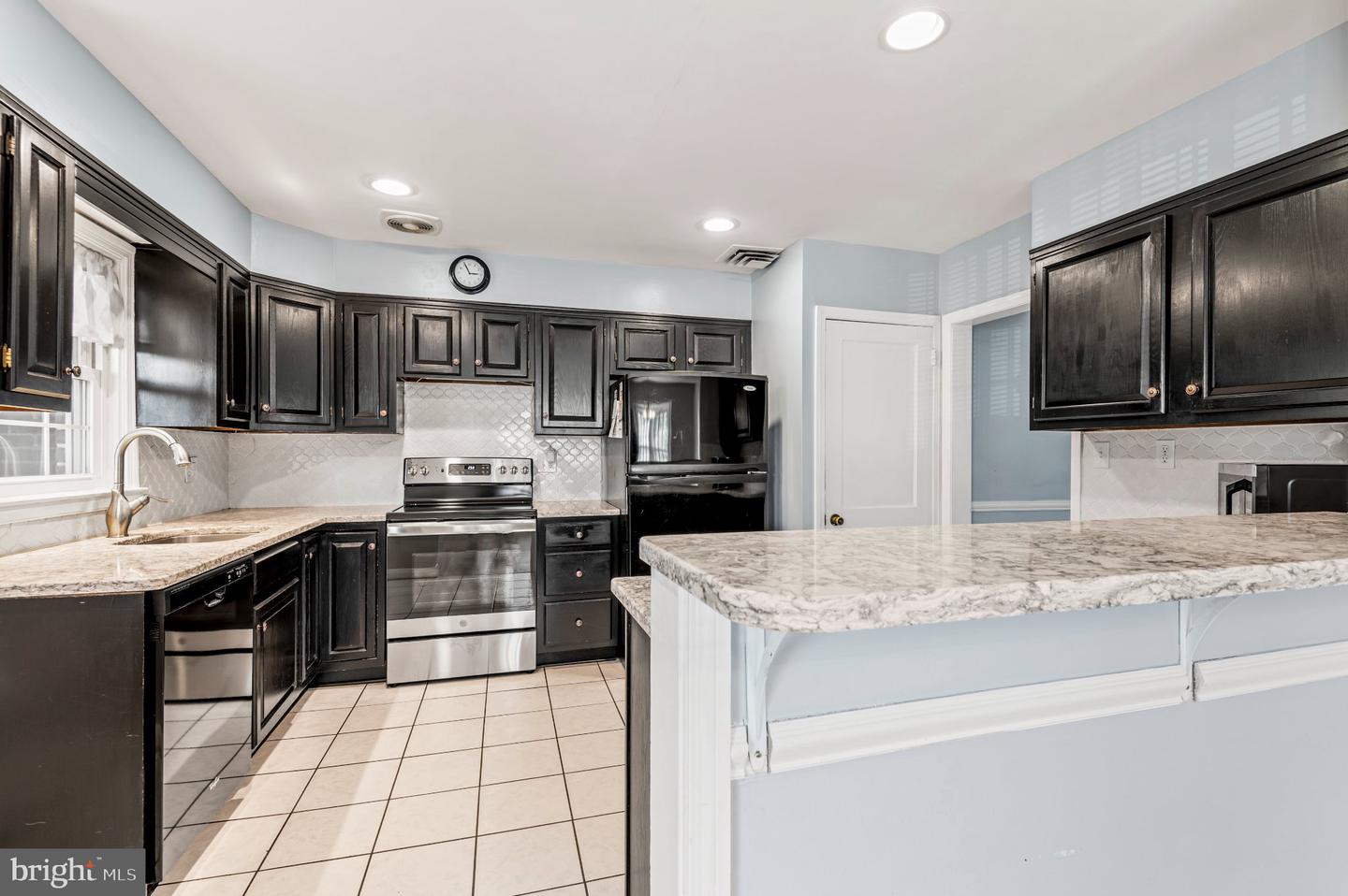 1837 Edgewood Rd Property Photo 18