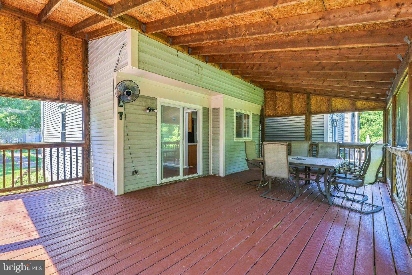 8864 Green Needle Dr Property Photo 15