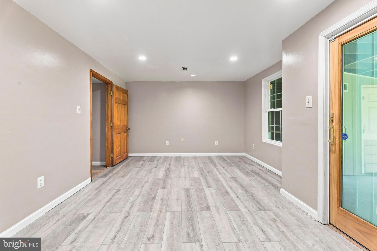 8864 Green Needle Dr Property Photo 34