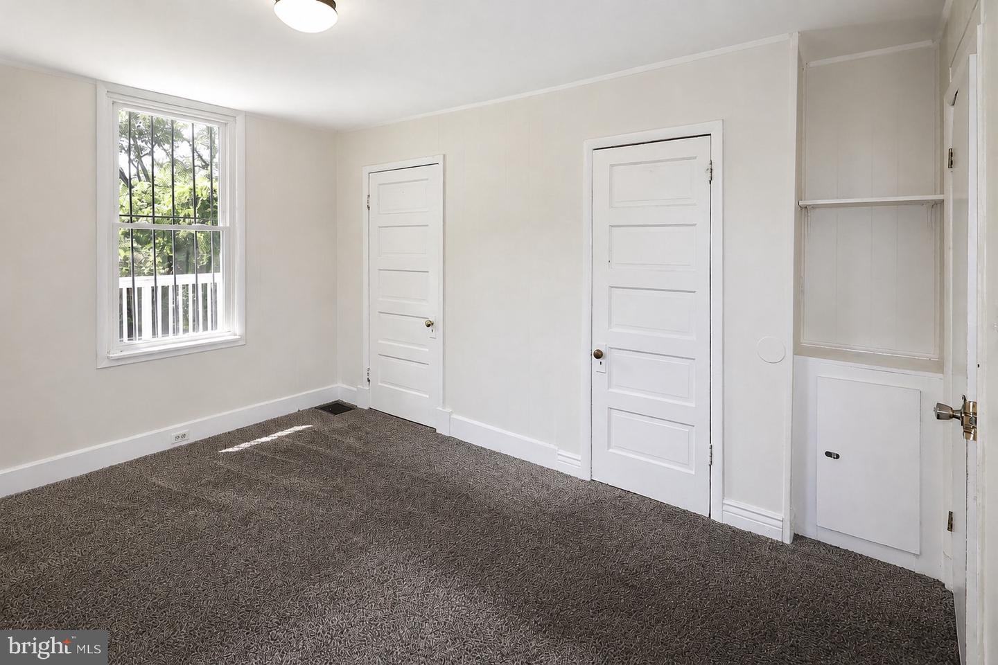 5412 W North Ave Property Photo 14