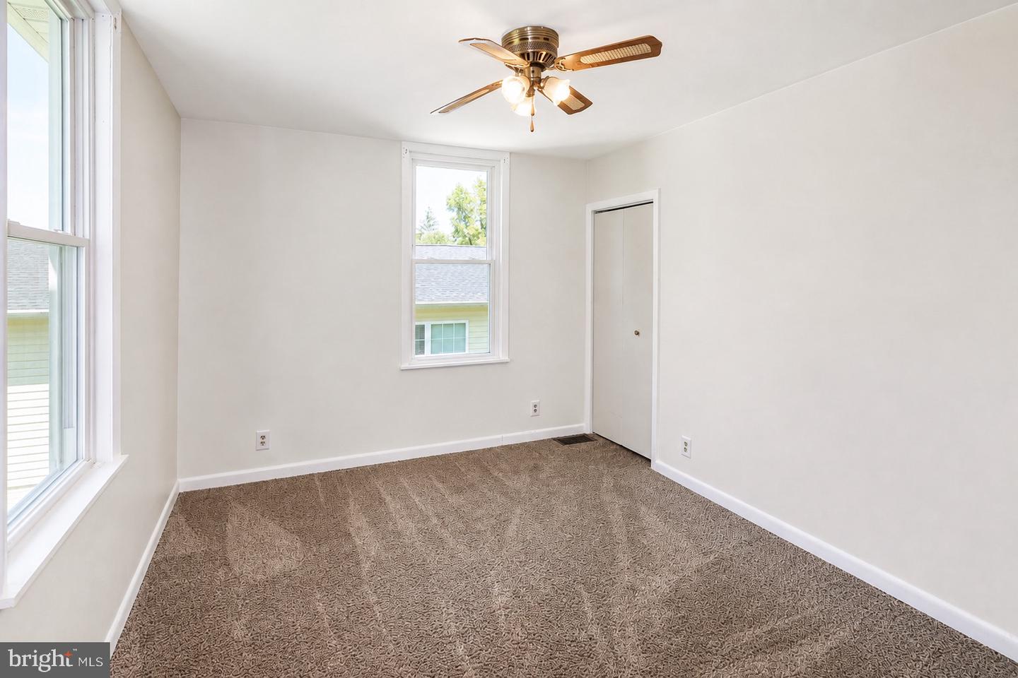 5412 W North Ave Property Photo 17
