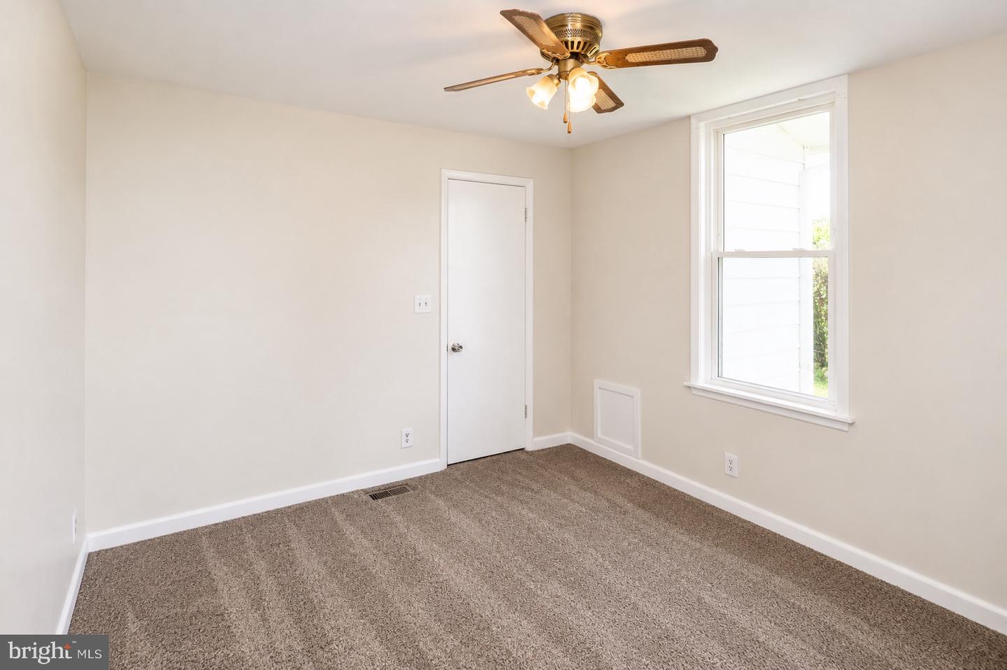 5412 W North Ave Property Photo 18