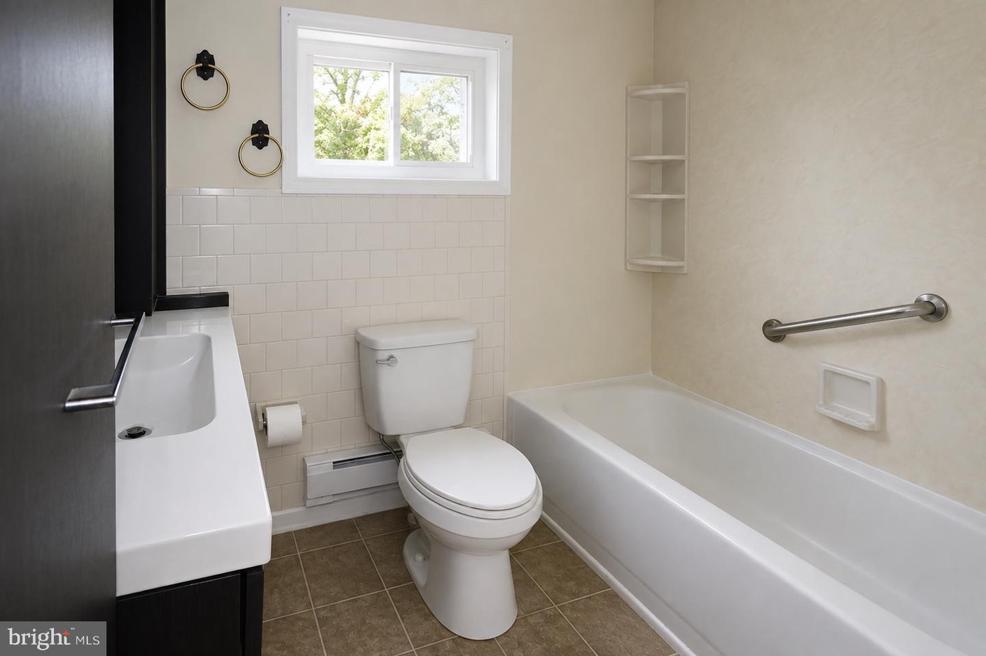 5412 W North Ave Property Photo 26