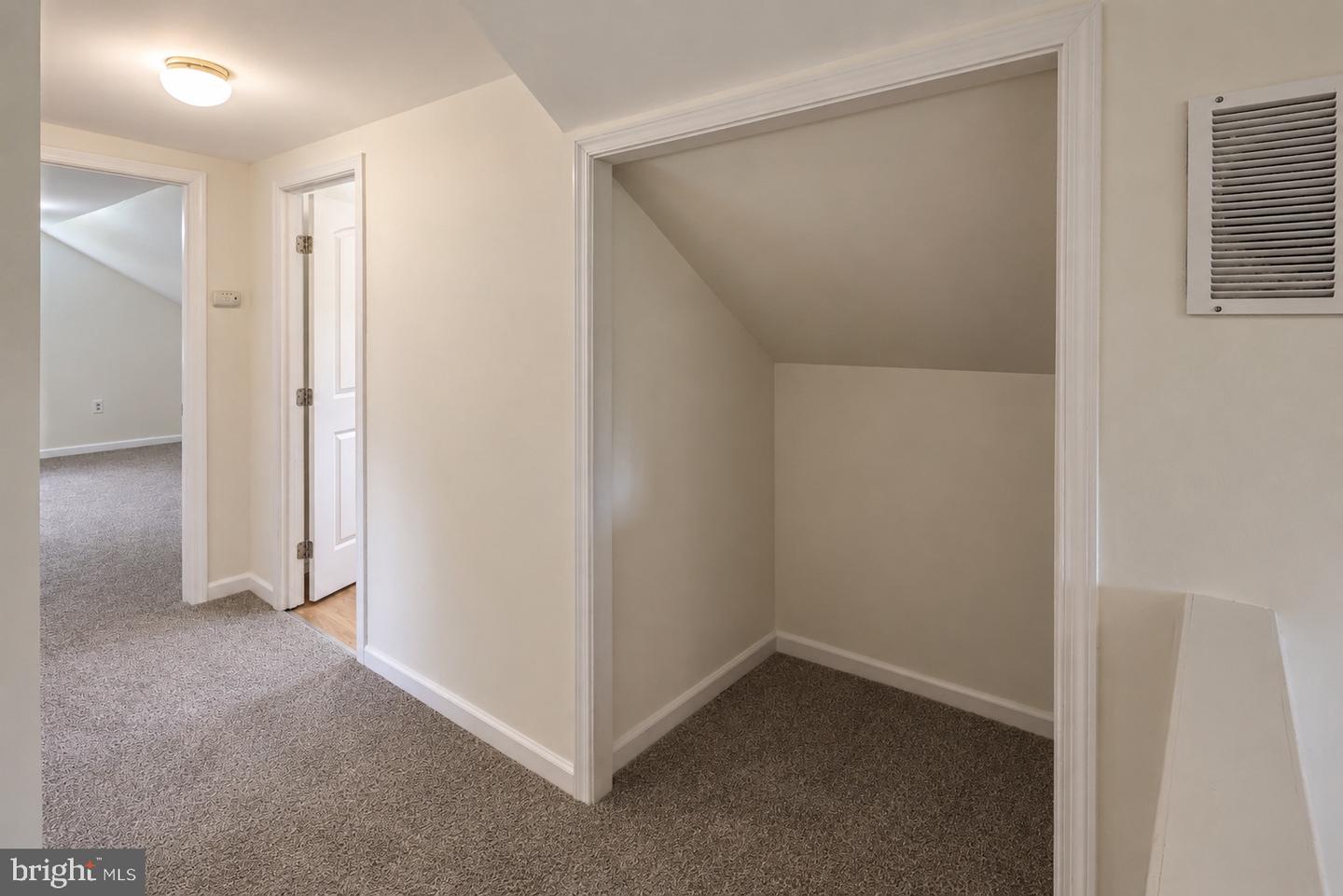 5412 W North Ave Property Photo 30