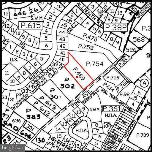 Pine Ave Property Photo 5
