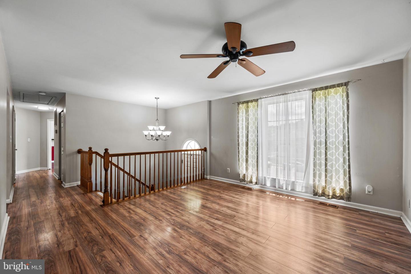 2 Mainsail Ct Property Photo 7