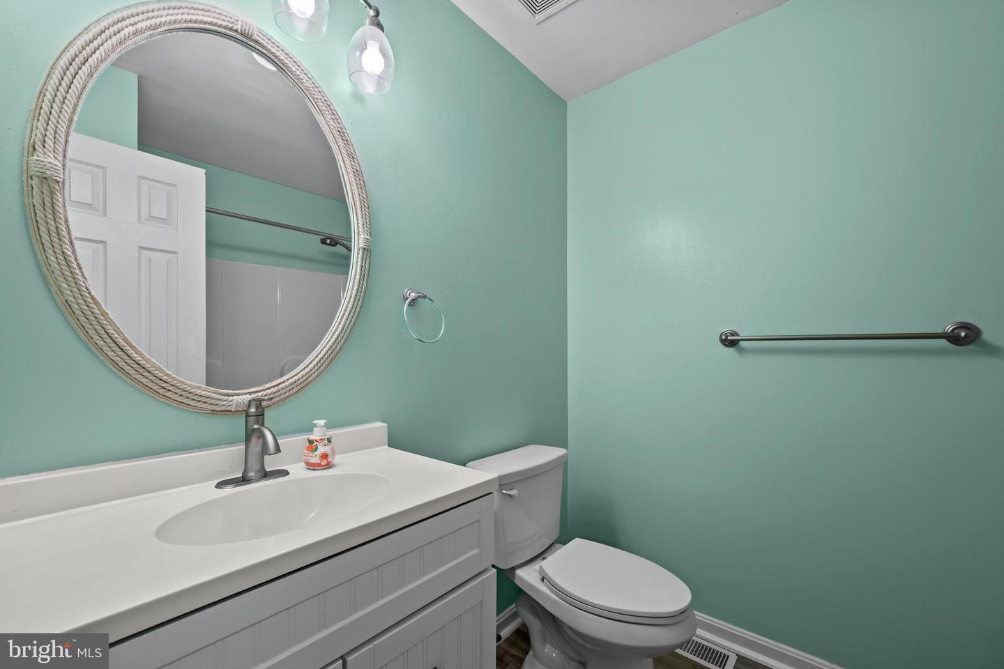 2 Mainsail Ct Property Photo 22