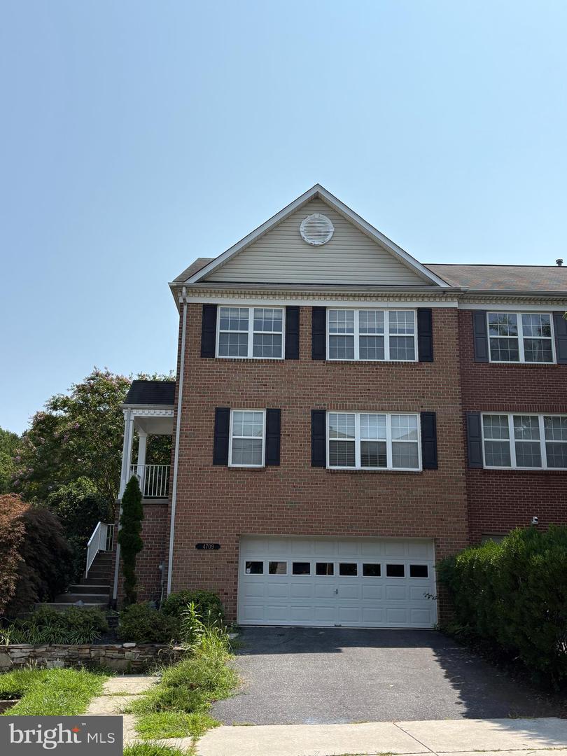 4709 Ashforth Way Property Photo 24