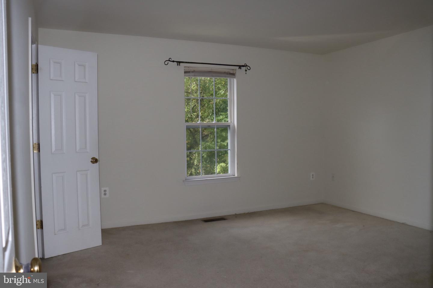 7860 Rolling View Ave Property Photo 13