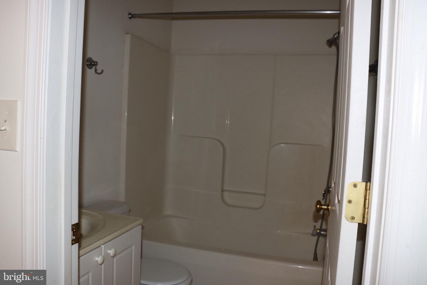 7860 Rolling View Ave Property Photo 16