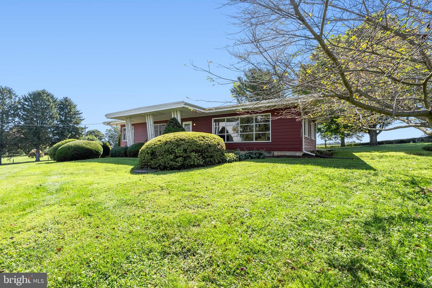 1921 Mount Carmel Rd Property Photo 3