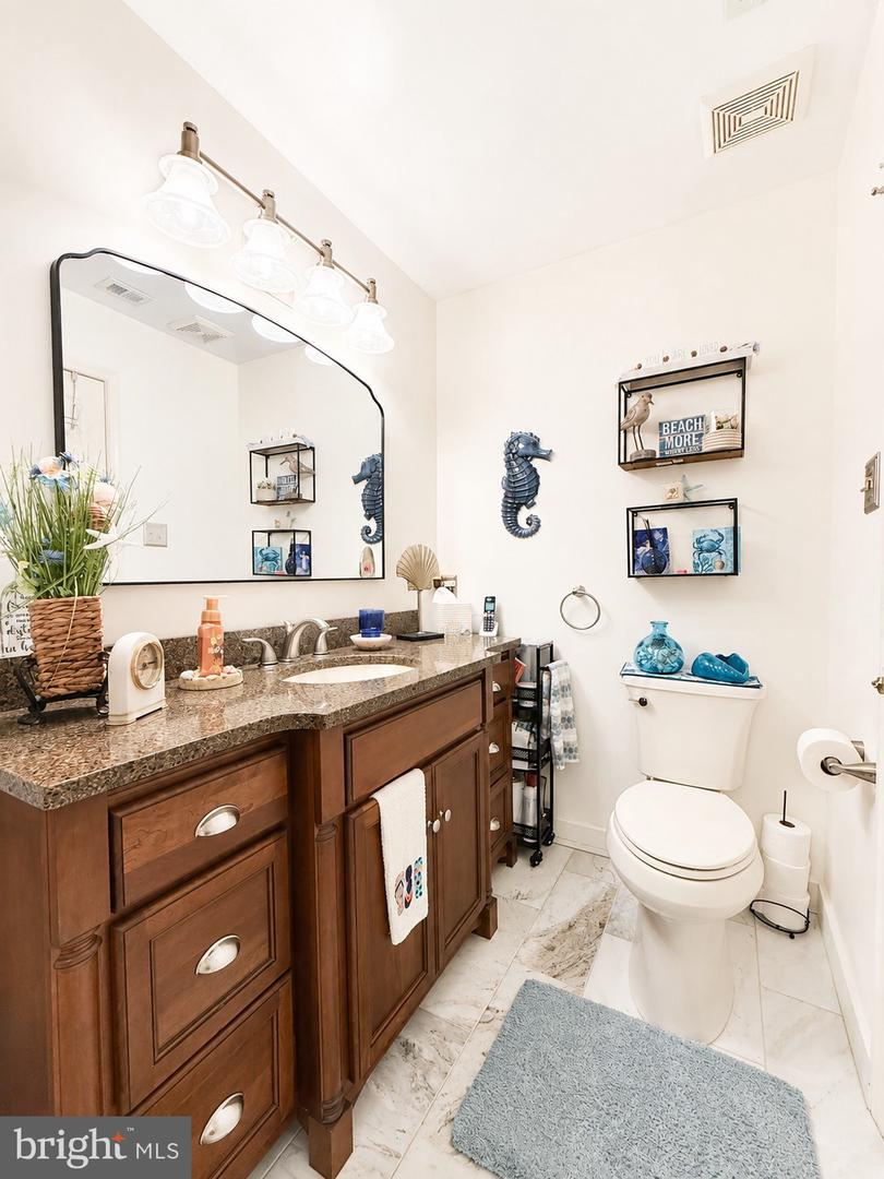 14209 Quail Creek Way #203 Property Photo 17