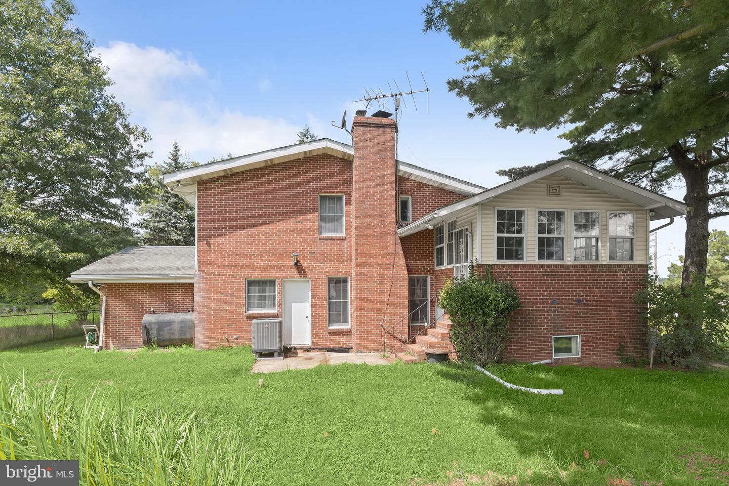 4816 Bucks School House Rd Property Photo 12