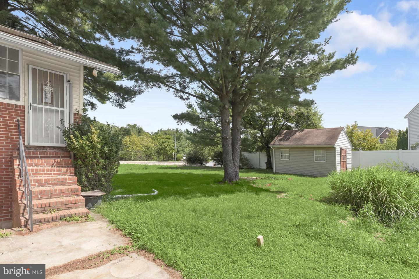 4816 Bucks School House Rd Property Photo 14