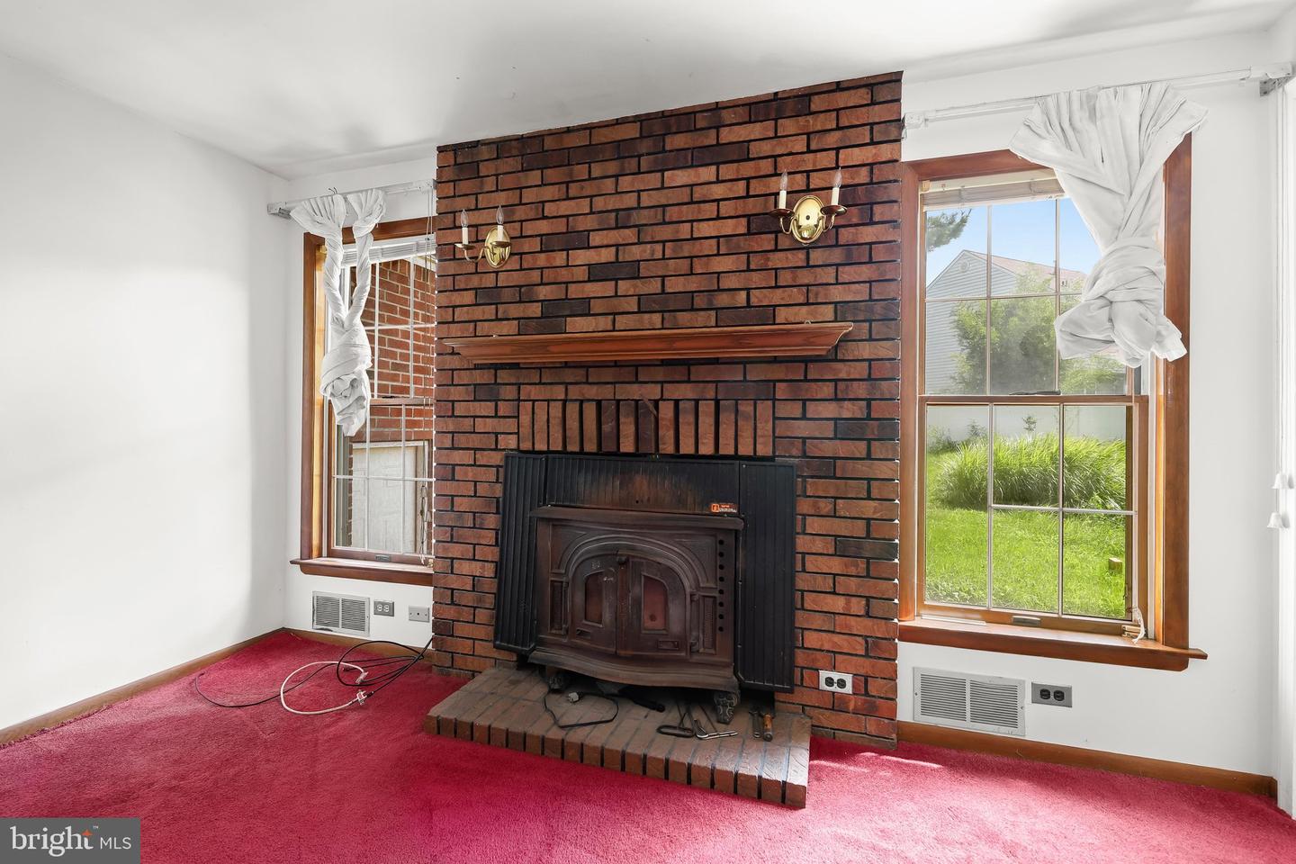 4816 Bucks School House Rd Property Photo 19
