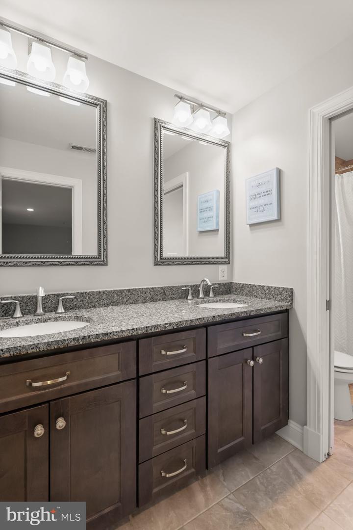 4921 Jenkins Ln Property Photo 58