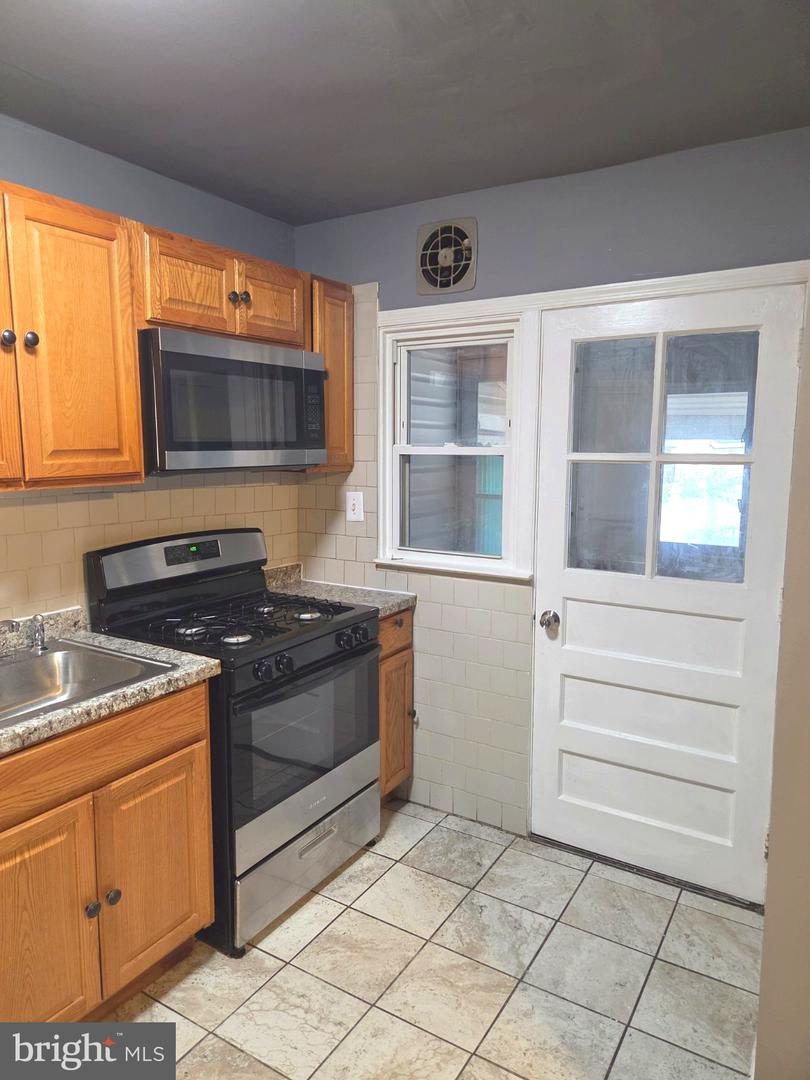 2108 Vailthorn Rd Property Photo 16