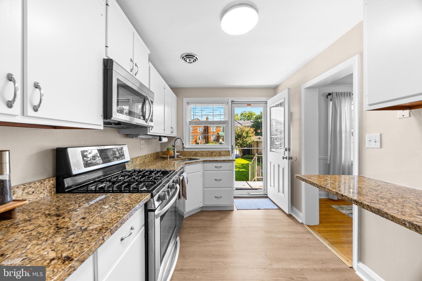1532 Cottage Property Photo 14