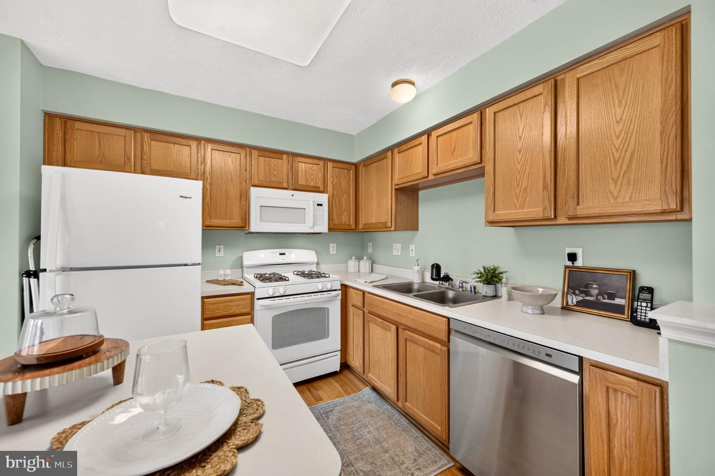 9800 Bayline Cir Property Photo 12