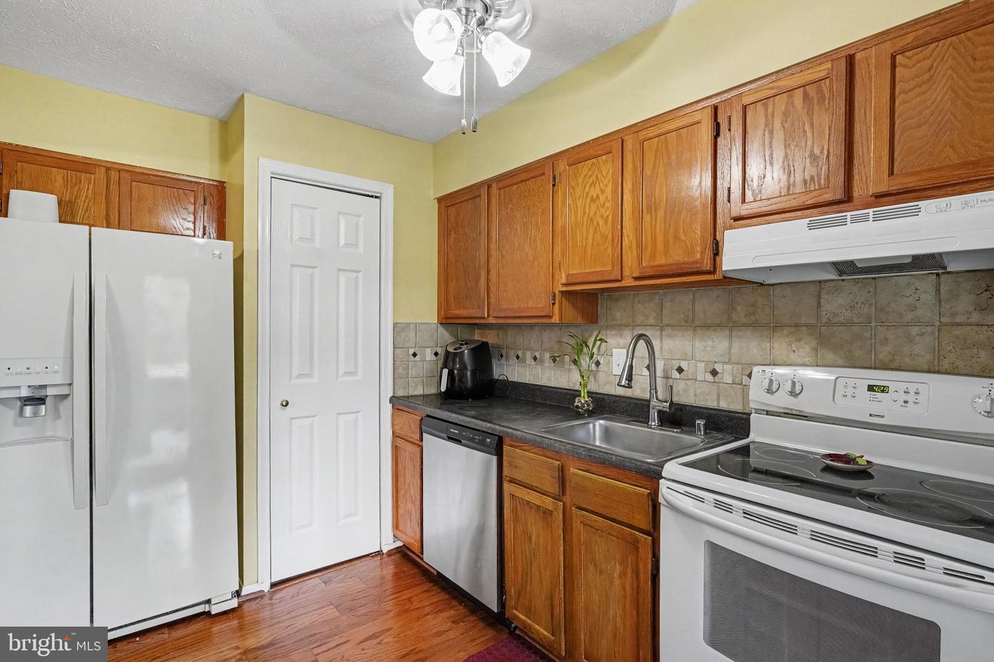 14 Bellfalls Way Property Photo 8