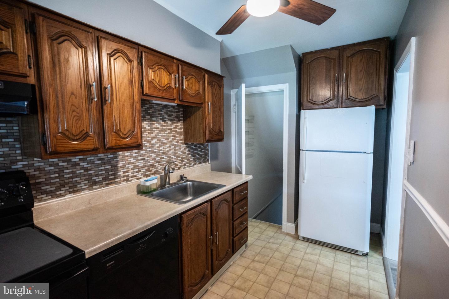 2724 Southbrook Rd Property Photo 8
