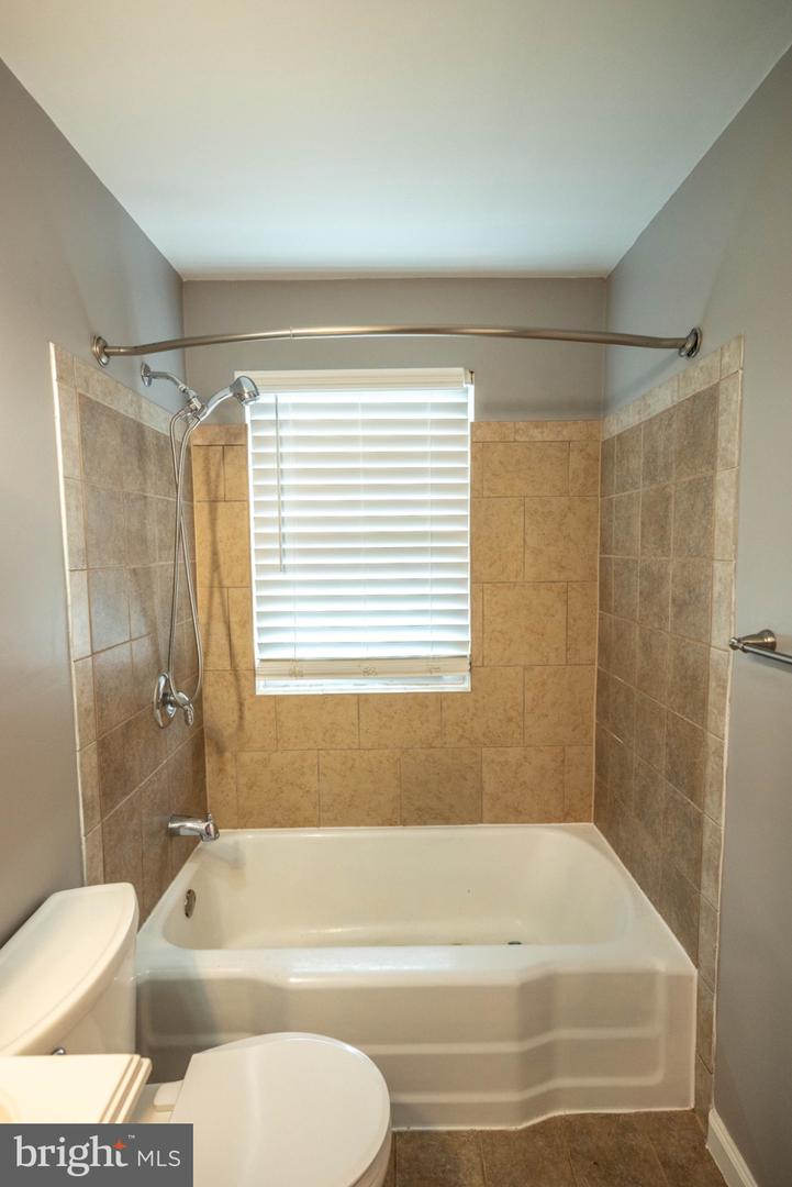 2724 Southbrook Rd Property Photo 13