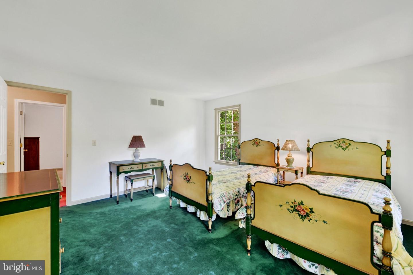 14226 Sawmill Ct Property Photo 34