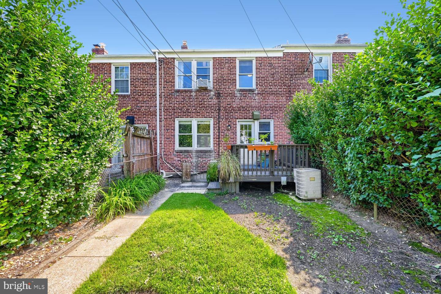 7042 Heathfield Rd Property Photo 27