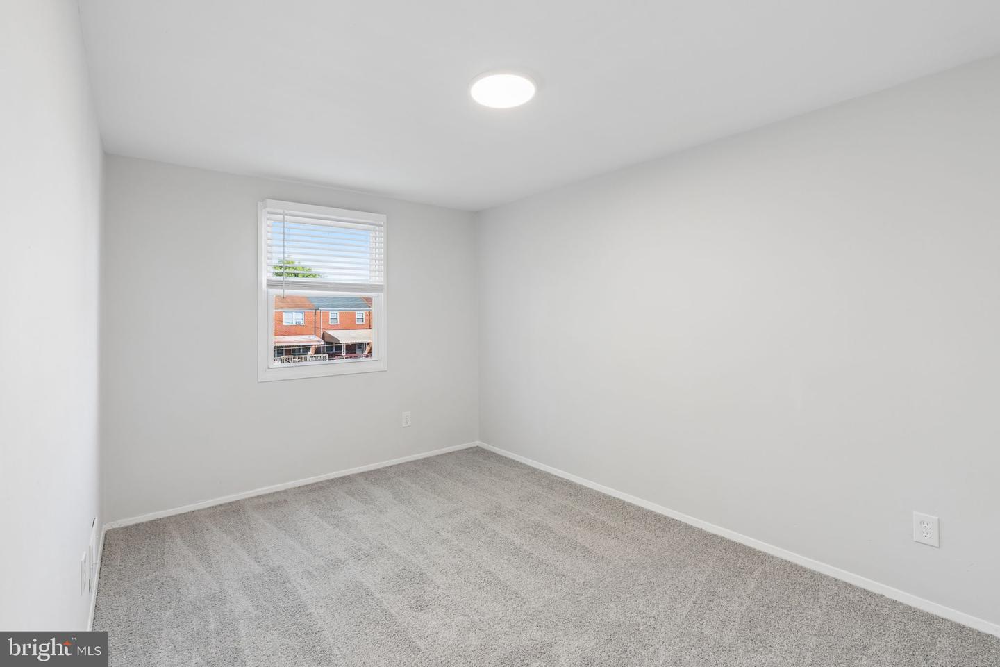 1006 Middleborough Rd Property Photo 22