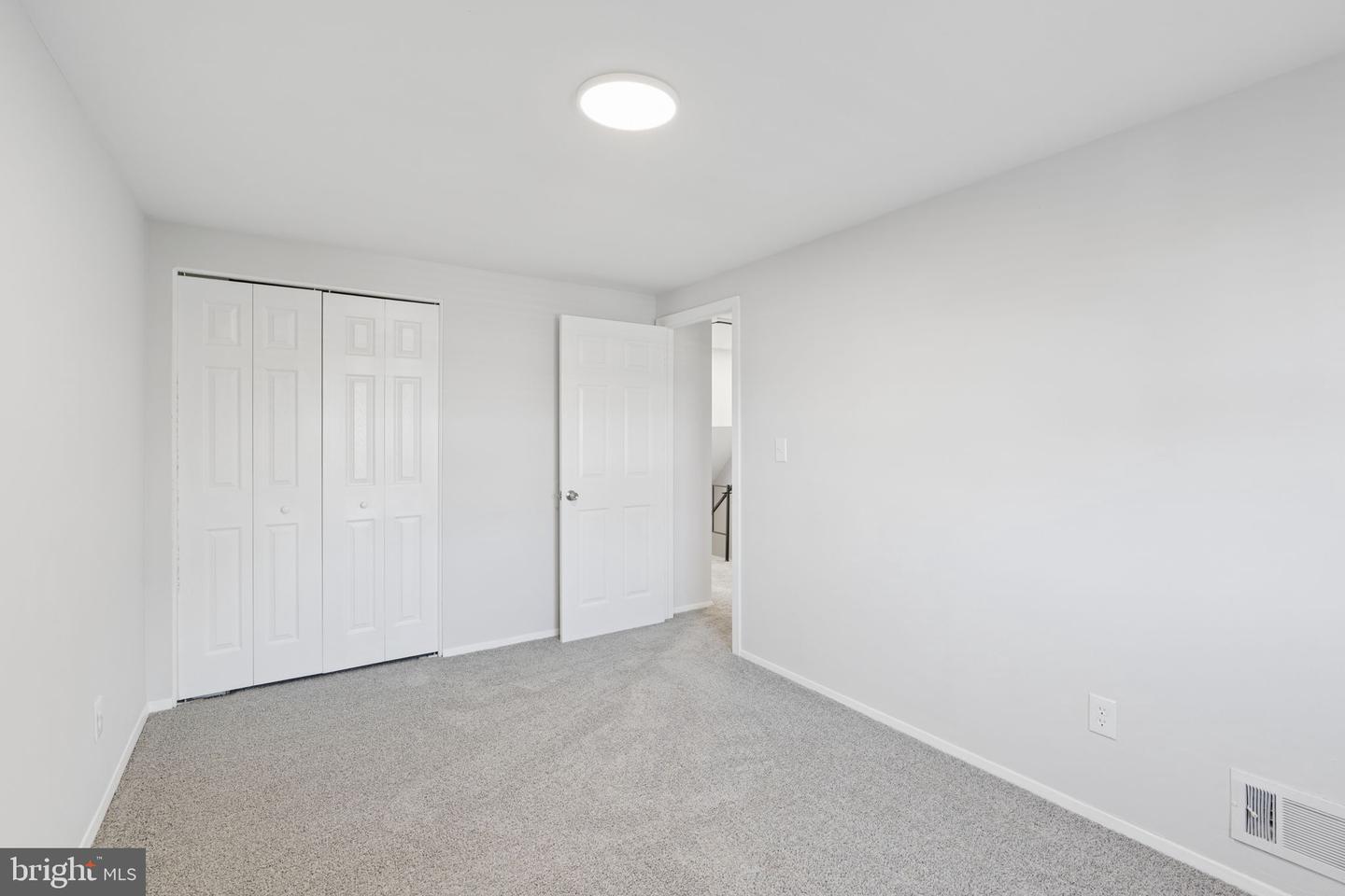 1006 Middleborough Rd Property Photo 24