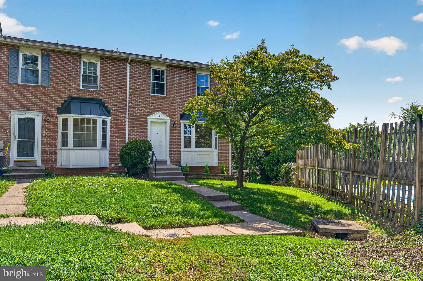 49 BELLFALLS WAY Property Photo 1