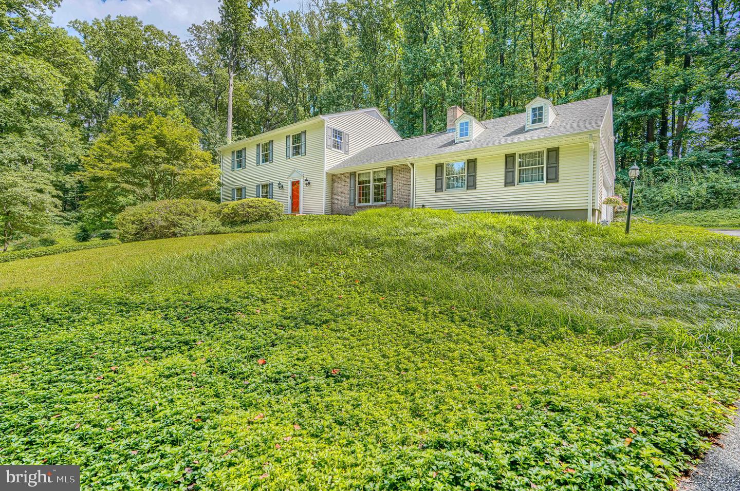 6109 Fork Woods Rd Property Photo 1