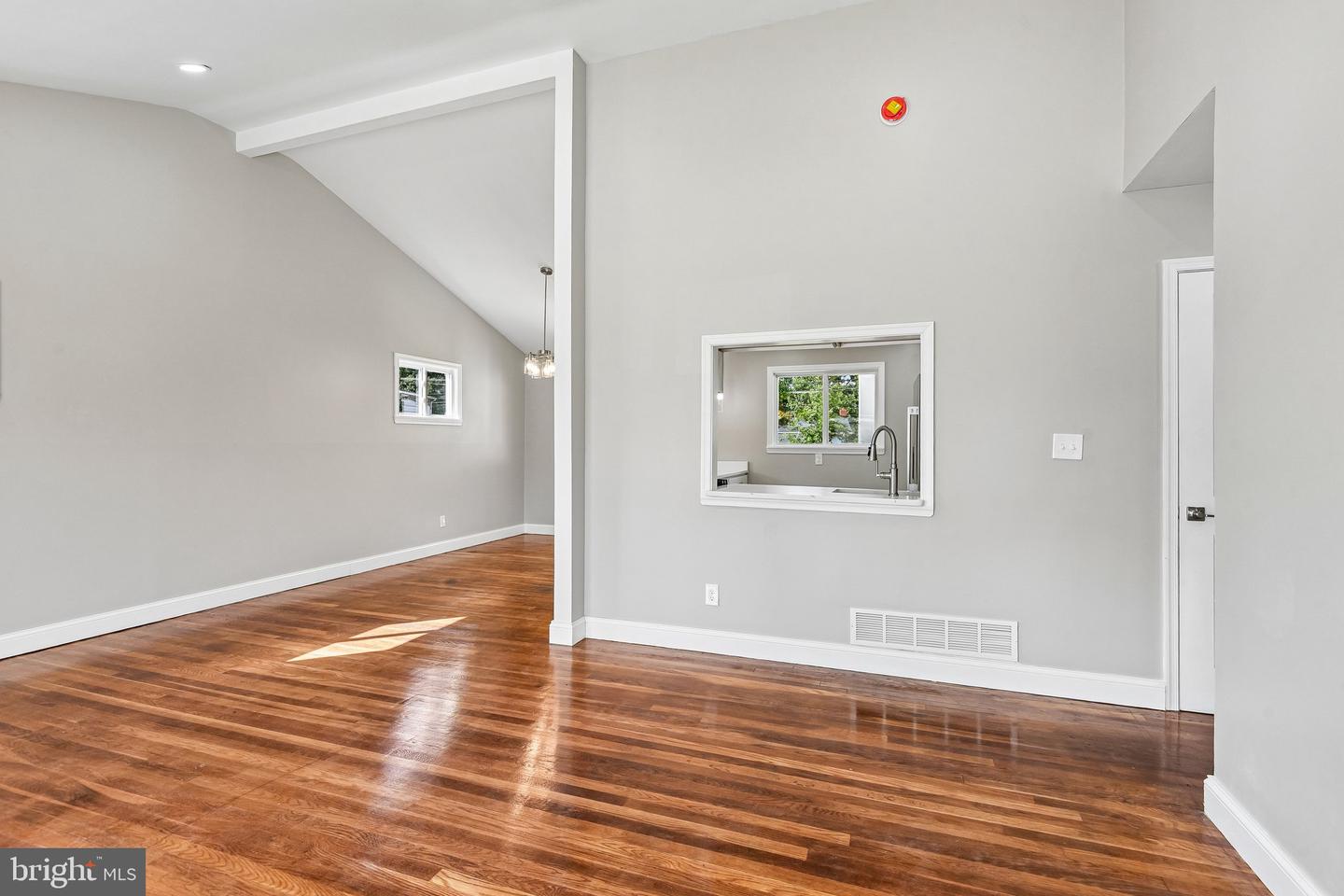 5512 Northgreen Rd Property Photo 12
